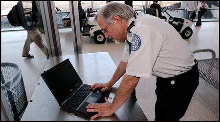 Officer searches laptop at border crossing